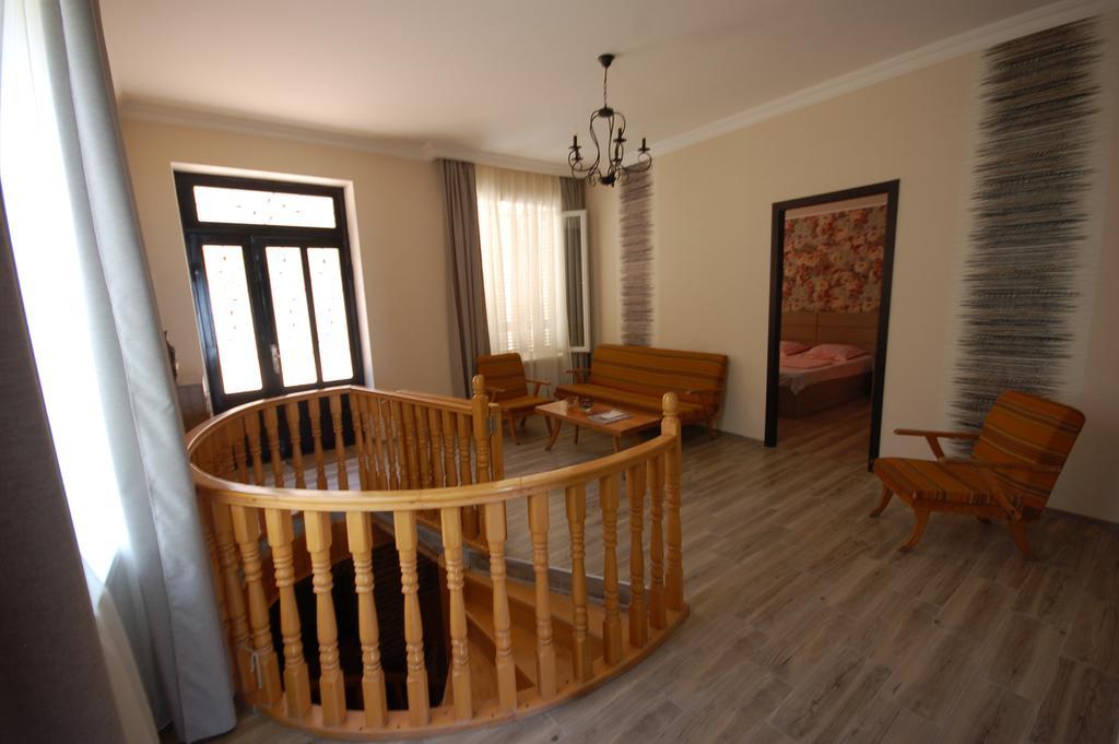 Guest House Aisi Sighnaghi Eksteriør billede